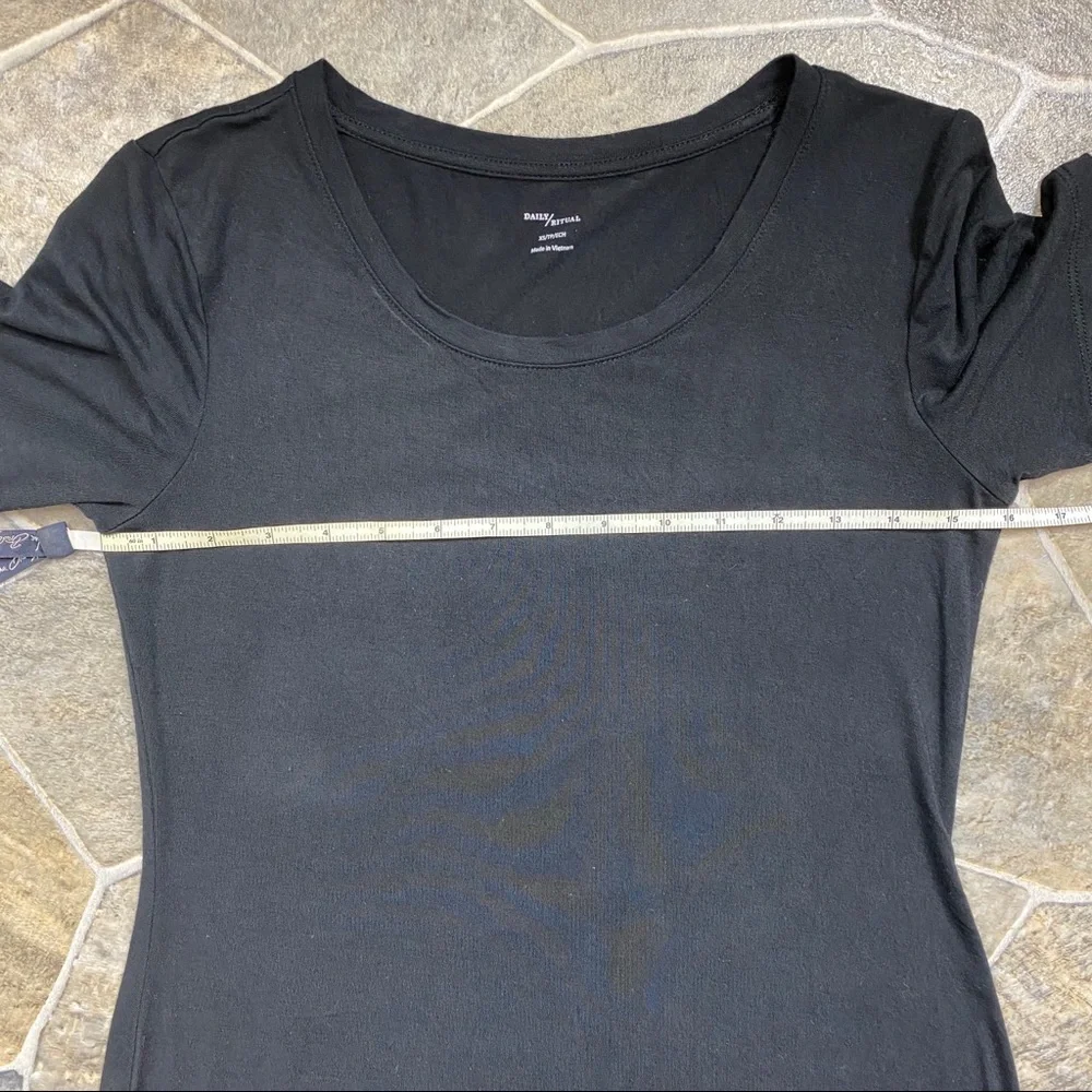 Daily Ritual Dress - Picture 6 of 8